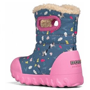 NWT Size 5 Toddler BOGS Blue and Pink Winter Boots